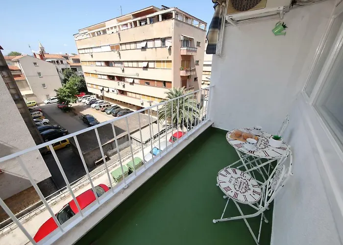 Appartement Cozy Lana In The Center *