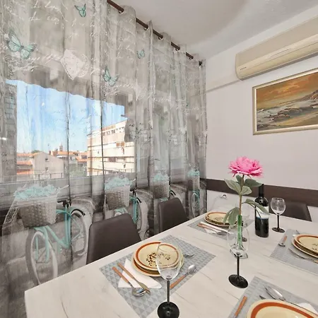 Cozy Lana In The Center Διαμέρισμα Ζαντάρ